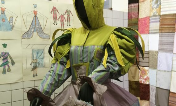 EXPOSITION DE COSTUMES DE THEATRE  « CONTES ET COSTUMES » du 22 au 30 décembre de 15h30 à 17h30